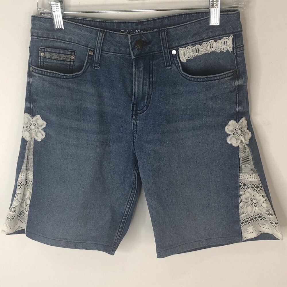Calvin Klein Denim Shorts Size 4 City Short Eyelet Lace Bermuda Walking Travel - Picture 2 of 16